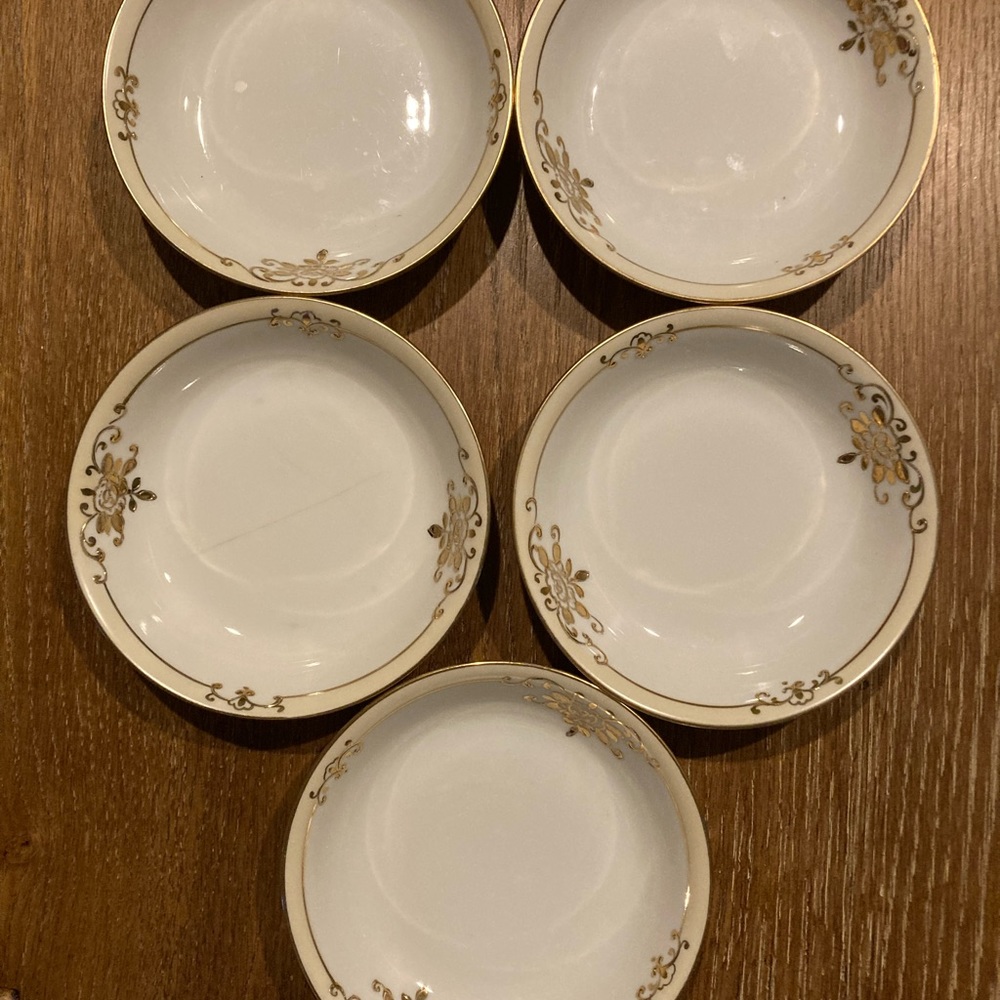 Nippon Small Hand China Plates Hand painted Gold Motif Lot of 5
